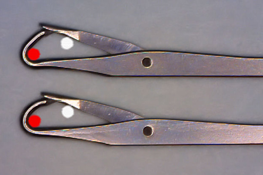 Upper Drawing: Modified shaped hook　Down: Backward hook